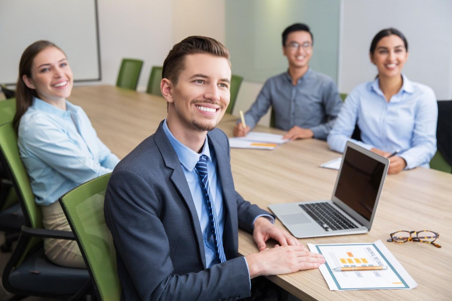 Ambiente di formazione professionale con attrezzature moderne
